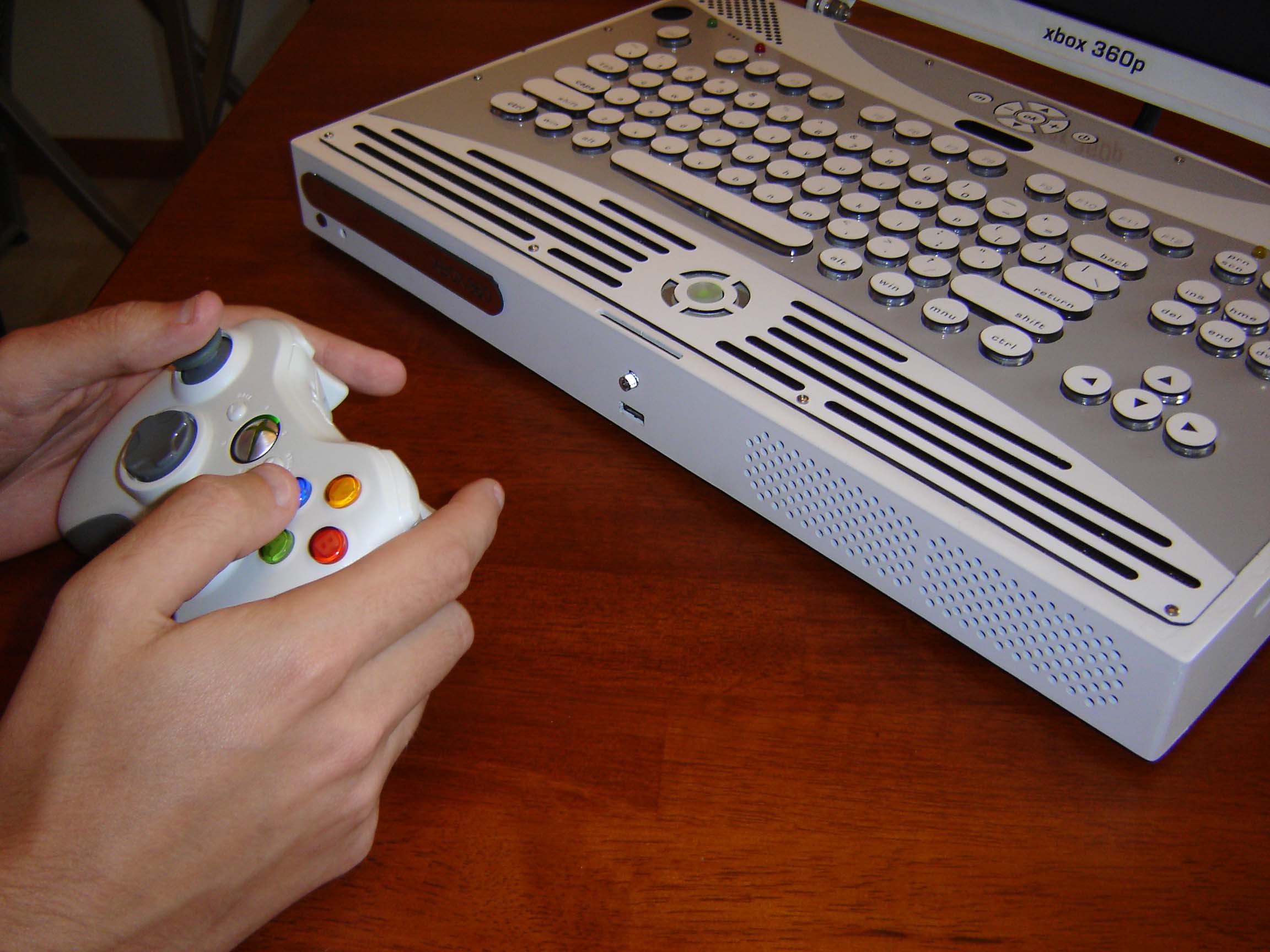 Can we hack an Xbox 360 controller? — HackSpace magazine